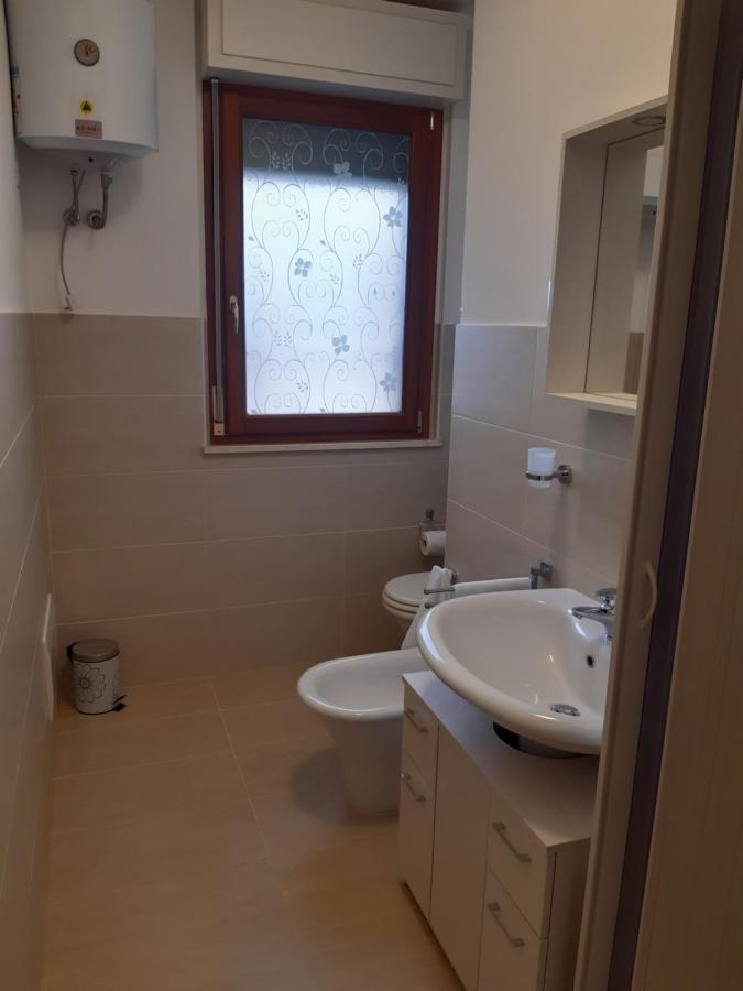 Casa Vacanze Da Lory Porto Torres Exterior photo